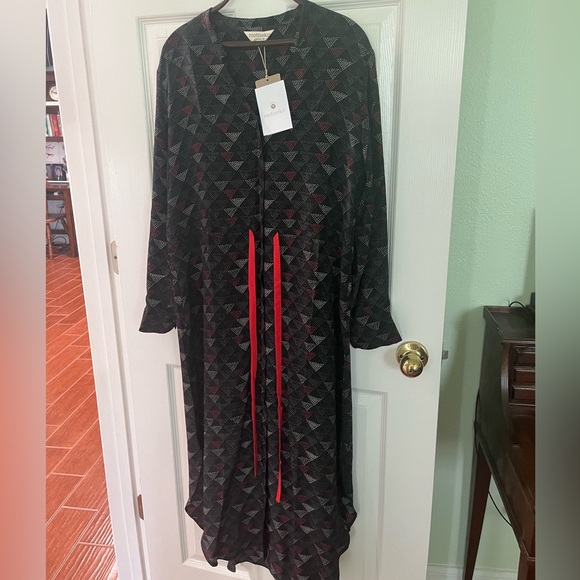 Metiseko 100% silk women’s size Large button down long sleeved dress black NWT - Picture 2 of 7